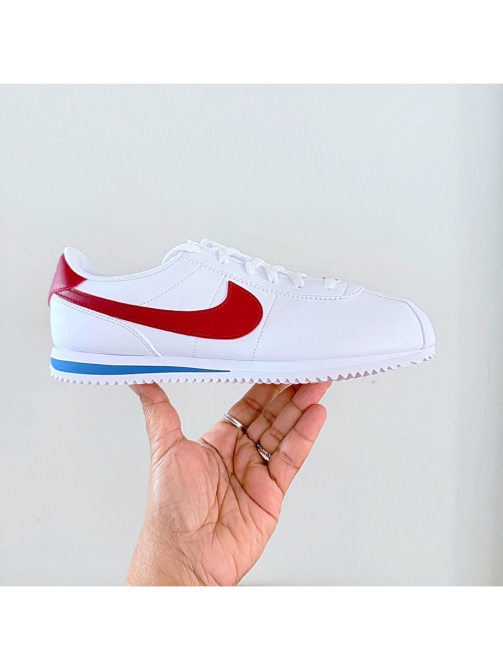 Nike Cortez Classic Leather Sneaker - White/Red/Blue Size 6.5Y/ 8 Women’s